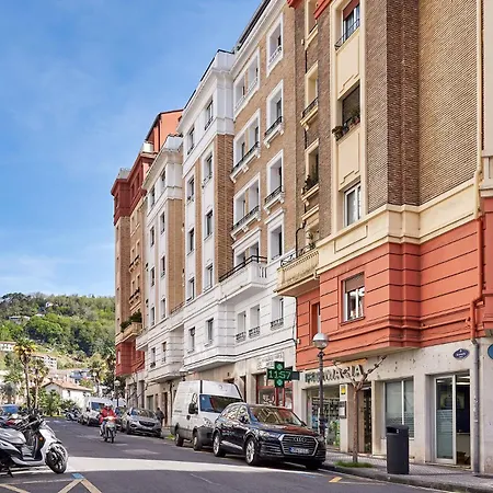 The Collection - Botanika * San Sebastián